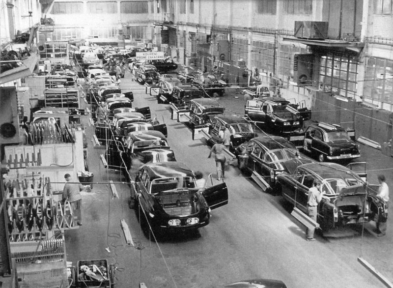 Montáž vozů Tatra 2-603