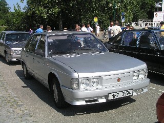 Tatra 613-4
