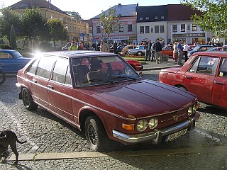 Tatra 613-2