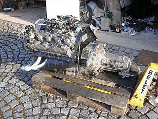 Tatra 613-4