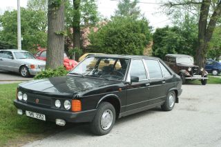 Tatra 613-3