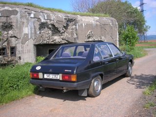 Tatra 613-3
