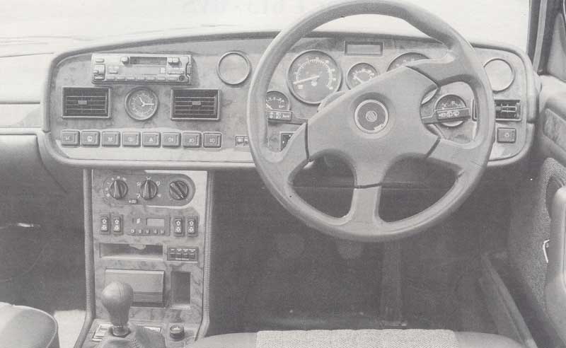 Tatra 613-4 Mi Long Model 95