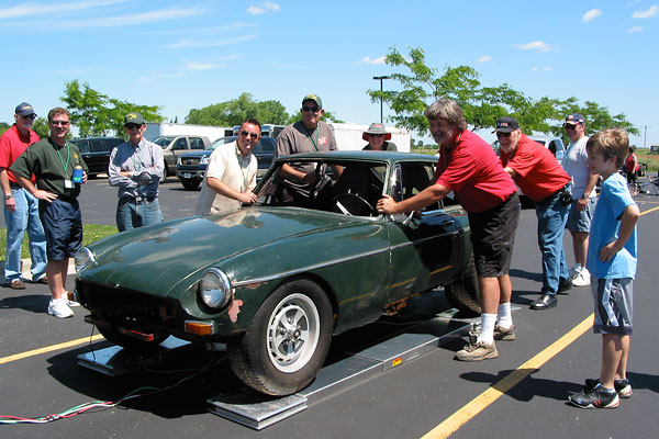 Roadmaster Project Team's 69 MGB GT