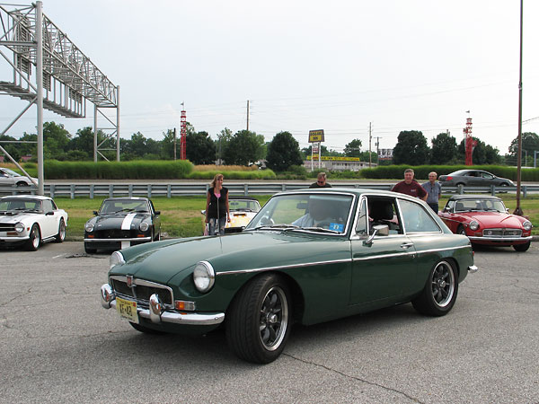 Larry Shimp's 1968 MGB-GT with Ford 302 V8