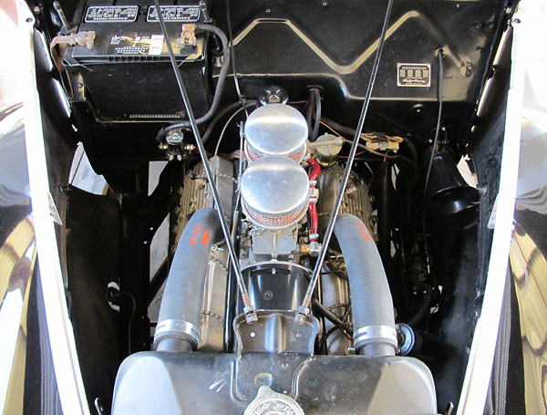 85hp flathead V-8 engine. Note radiator hoses!