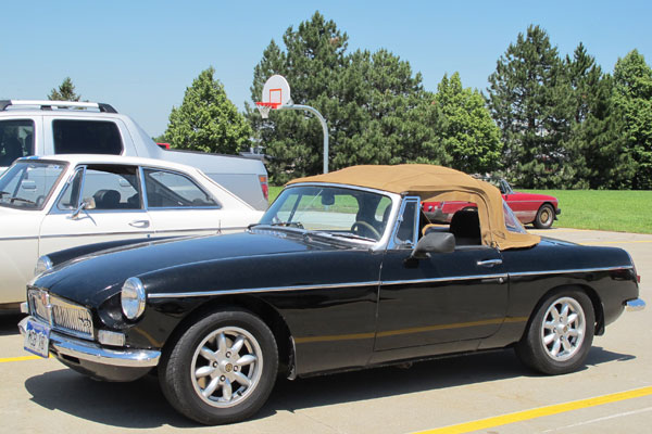 Al Wulf - Wheat Ridge, CO - 1967 MGB - Rover V8