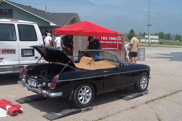 Al Wulf's Buick 215 powered 1967 MGB tips the scales at just 2228#.