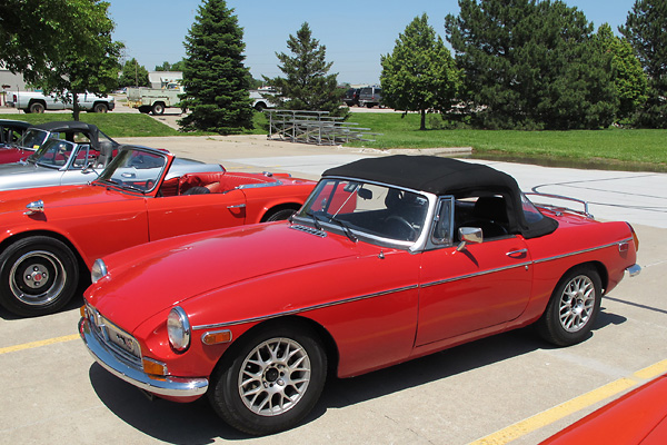 Merv Hagen - Dundee, IL - 1973 Jaguar Series 3 2+2 - Ford V8