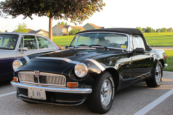Pete Smith - Sault St. Marie, ON - 1976 MGB - Rover V8