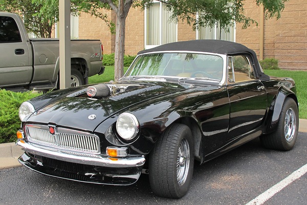 Roger Haber's 1967 MGB with Chevy 350 V8 (fuel injected) - Black Diamond, Alberta