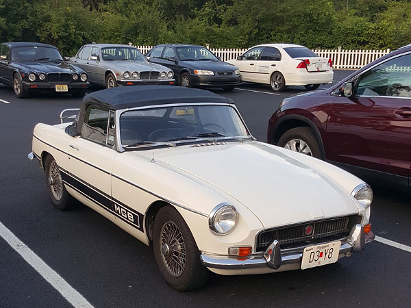 Bill Heath's 1969 MGB - Rogersville, Missouri