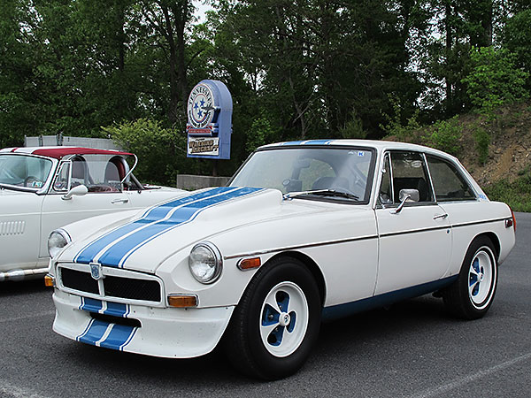 Steve DeGroat's 1970 MGB GT with GM V6 - Lugoff, South Carolina