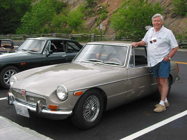 Barrie Robinson's MGB-GT V8