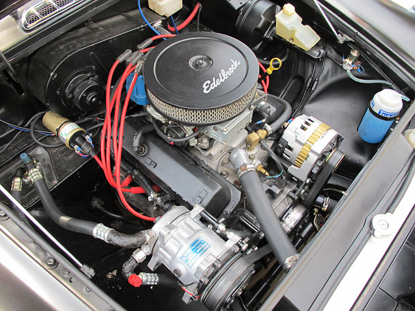 Edelbrock air cleaner.