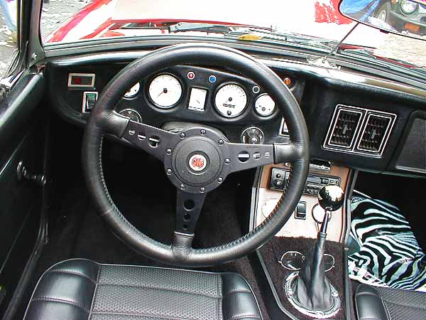 Whiteface VDO gauges.