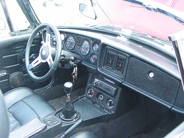 leather wrapped steering wheel