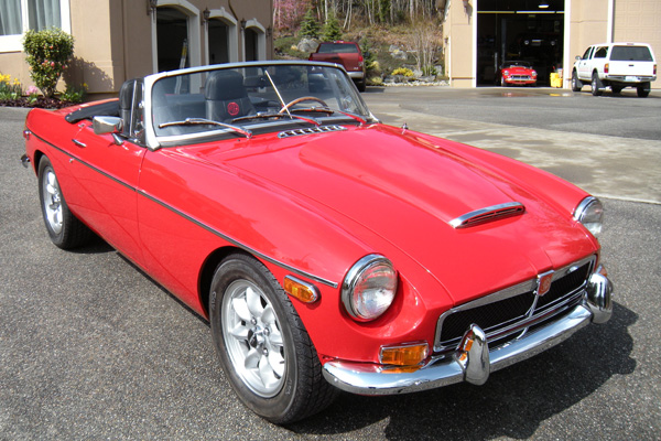 Bob Hertz's 1979 MGB with Ford 302 V8