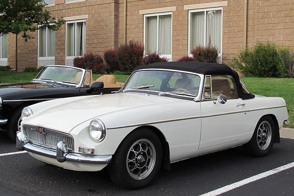 Charles Long's 1966 MGB with GM 3.4L V6