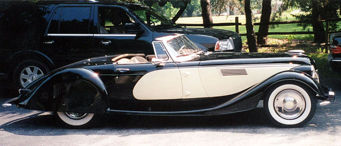 Dan Root's Custom-Bodied 1977 MGB with GM 60-degree V6 engine