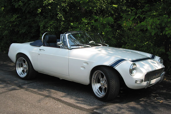 Don Coleman's 1979 MGB with Rover 4.9L V8