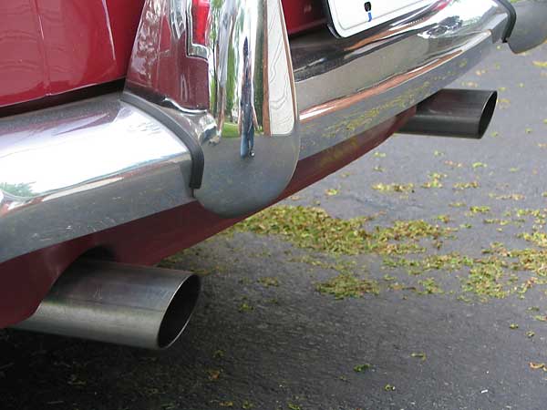 MGB V8 dual exhaust