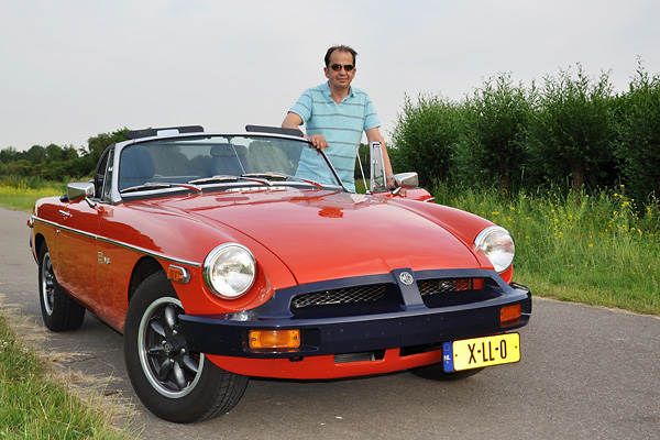 Henk-Jan Vonk's Rover V8 powered 1977 MGB