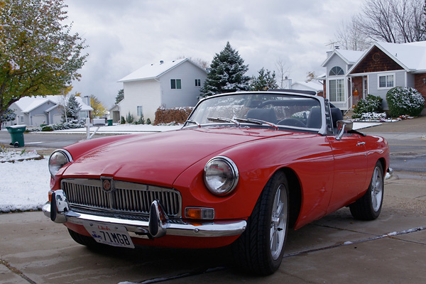 James Bryan's 1971 MGB with GM 3.1L 60-degree V6