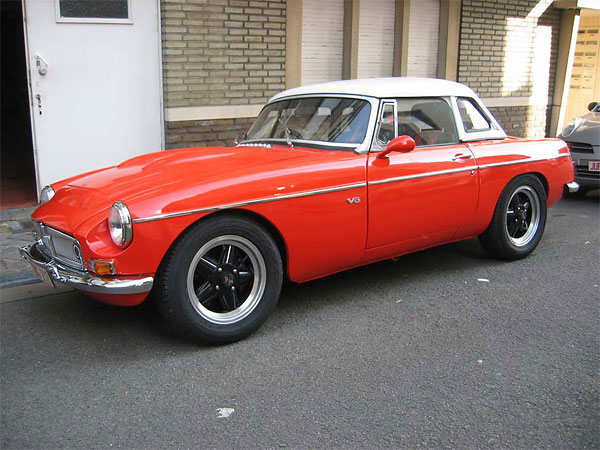 Jean Monfort's 1967 MGB with Rover 4.0L V8 Engine