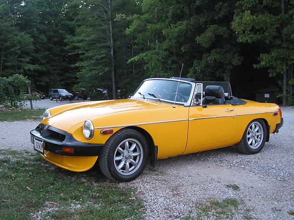 Jim Fisher's 1977 MGB with Buick 215 V8