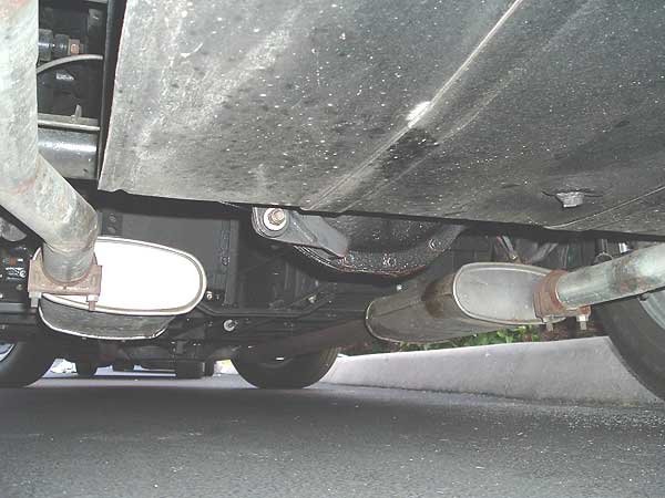 Centered MGA fuel tank