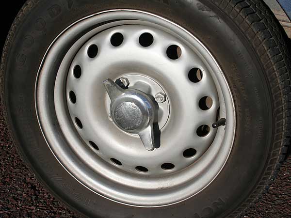 widened MGA twin-cam wheels