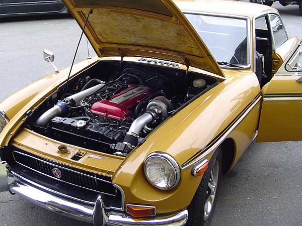 Kyle Bingham's 1970 MGB-GT with Nissan SR20DET Engine