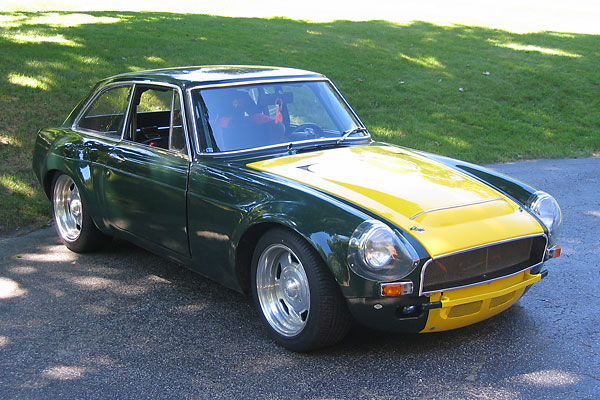 Lorenz Hassenstein's Rover Aluminum V8 Powered 1968 MGB-GT