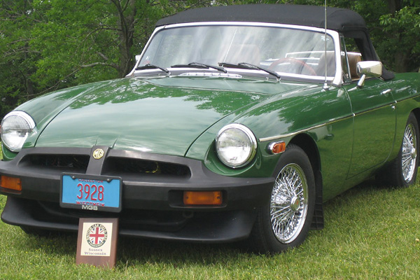 Michael Kurtzweil's 1977 MGB with Rover 4.0L V8