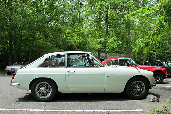 Mickey Richaud's 1969 MGB GT with General Motors 3.4L V6