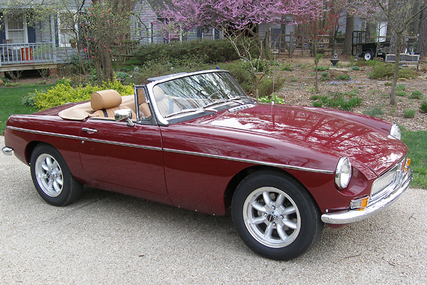Mike Alexander's 1980 MGB with Buick 215 V8