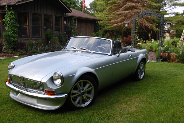 Paul Schils' 1971 MGB with Ford 302 V8 Engine