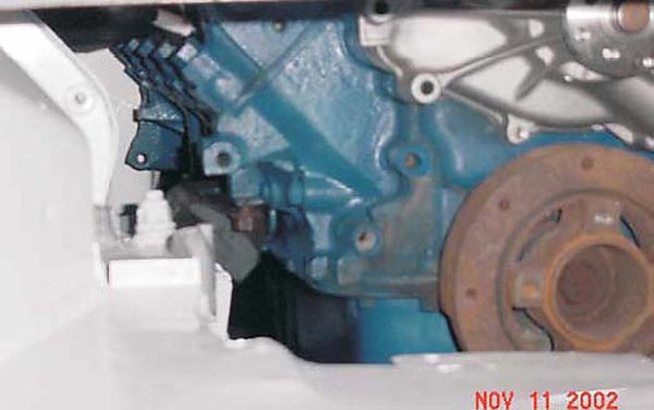 Motor mount, passenger-side