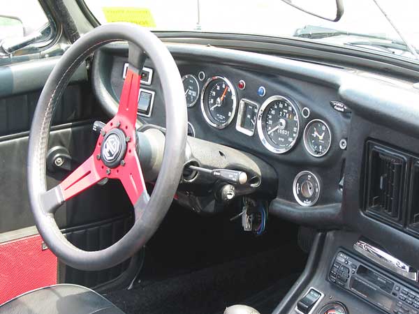 leather wrapped steering wheel