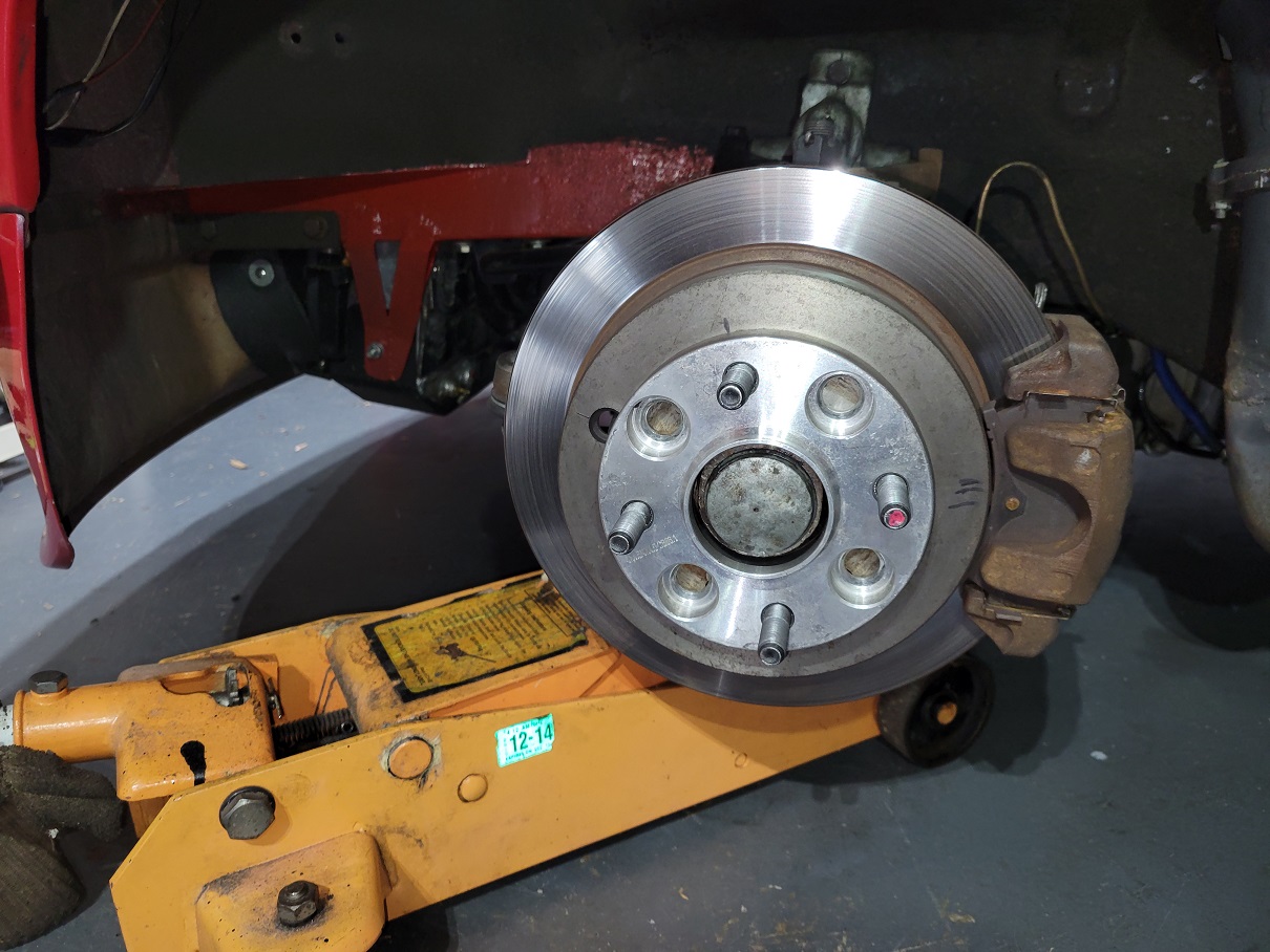 Vented front disc brakes.