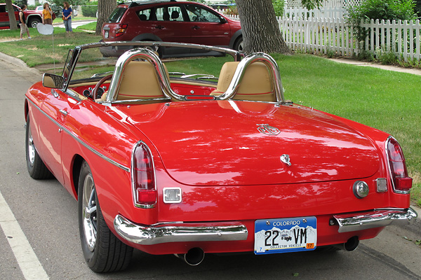 1970-only split rear bumper