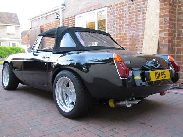 Sebring-style fiberglass rear fenders and valance.