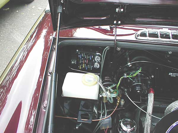 Stan's MGB: fuse box and relays
