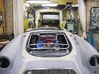 Jim Bailie's custom bonnet frame