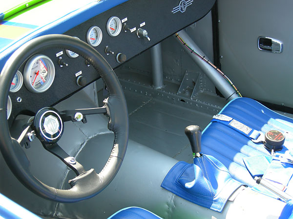 Shifter for Tremec 5-speed.