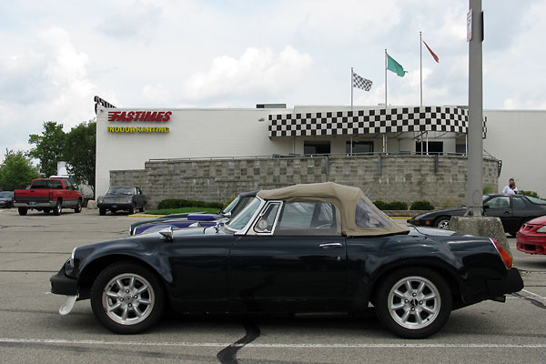 Tim Duhamel's 1979 MGB with 1962 Buick 215 V8