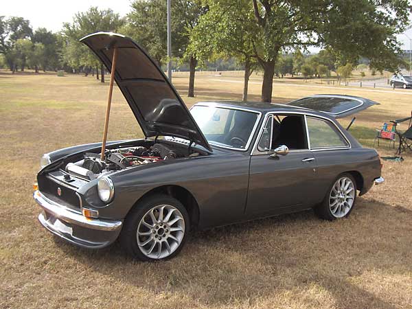 Nissan Twin-Cam MGB/GT