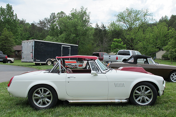 Bimini style soft top.