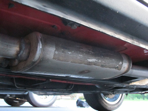 Dual Flowmaster mufflers.